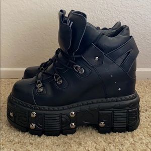 Platforms by Anthony Wang